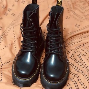 Dr. Marten Jadon Black Platform 8 Eye Boots